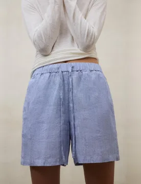 Pantalón corto de mujer con bolsillos franceses y cintura elástica - Ecoalf - FashionsVida