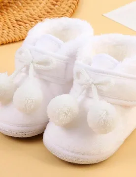 Par de zapatos para bebé, botas cálidas y gruesas para otoño e invierno, adecuadas para interiores antideslizantes para aprender a caminar, zapatos - Shein - FashionsVida