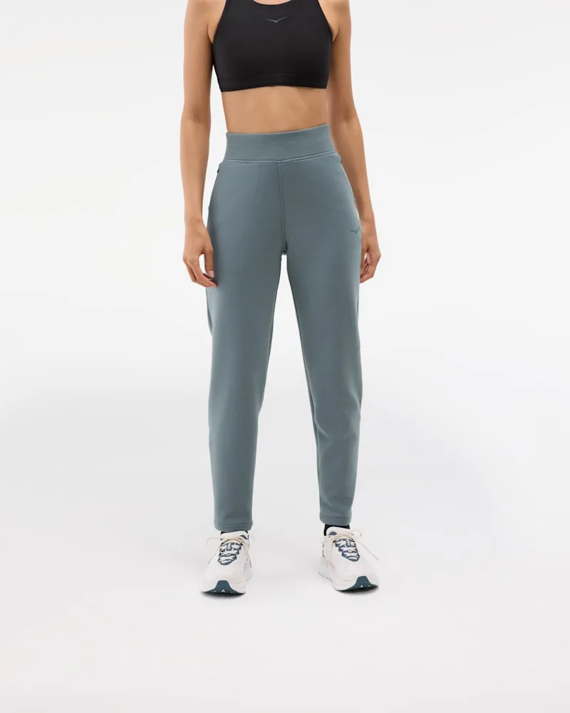 Women's Essential Recovery Pant in Slate Blue, Size Large - HOKA - FashionsVida