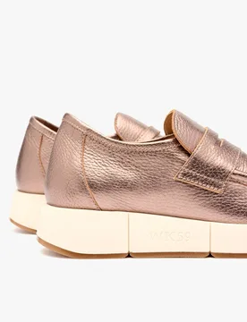 Zapatillas deportivas de mujer con antifaz - Weekend by Pedro Miralles - FashionsVida
