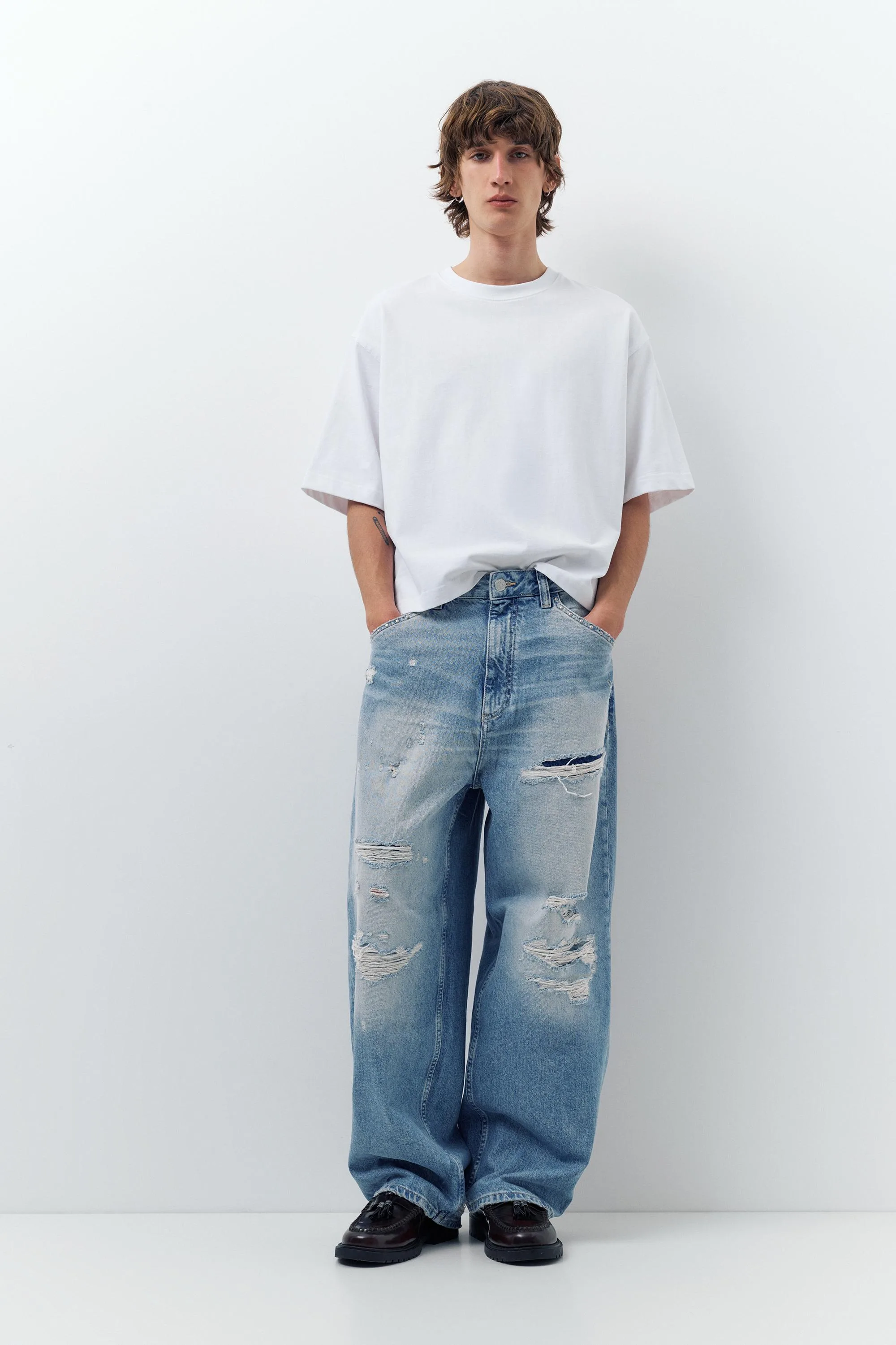 Super Baggy Ripped Jeans (Size: ) - Pull&bear - FashionsVida