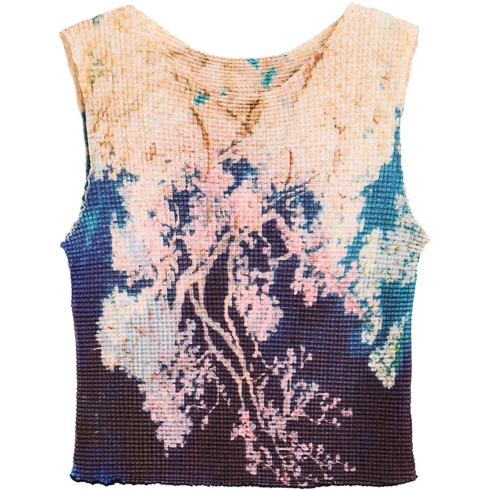 Top de mujer estampado sin mangas - Desigual - FashionsVida