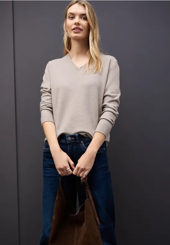 Kuscheliger V-Neck Pullover female Beige - Street One - FashionsVida