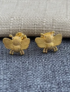 Fashion Jewelry Simplistic Fresh Daisy Bee Asymmetrical Stud Earrings Symmetrical Bee Design Unique Gifts - Aliexpress - FashionsVida
