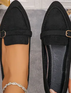 Zapatos planos de mujer con punta puntiaguda y vamp bajo en color negro con estampado, nuevos mocasines de otoño para uso diario y conducción al air - Shein - FashionsVida