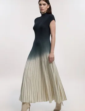 Womens Ombre Knit High Neck Sleeveless Maxi Dress - Navy Viscose - Size Medium - Karen millen - FashionsVida