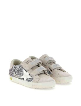 Sneaker della vecchia scuola