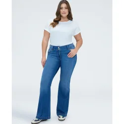 Vaqueros de mujer flare efecto lavado