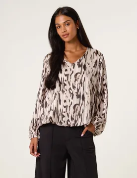 Animal Print Puffball V Neck Top - S / ANIMAL - female - Blue Vanilla - FashionsVida