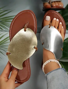 Nuevas sandalias planas casuales de verano para mujer, de dos tonos y con punta abierta - Shein - FashionsVida
