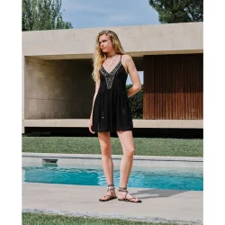 Vestido corto con lentejuelas de mujer