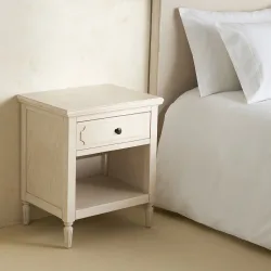Mesita de noche de madera de roble con cajón Bourne