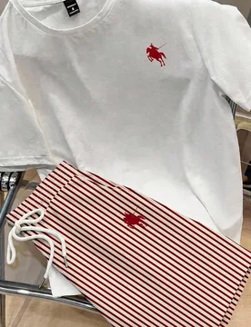 Pcs/Set Camiseta de manga corta con estampado de silueta de caballero casual para hombre y pantalones cortos a rayas rojas y blancas, top de punto aju - Shein - FashionsVida