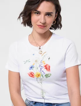 Women's Graphic T-Shirt with Floral Print in White Size: 20 - White - Size: 20 - Joe browns - FashionsVida
