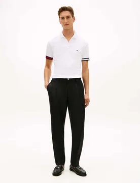 Polo bianca con logo ricamato e bordino a contrasto sulle maniche - Tommy hilfiger - FashionsVida