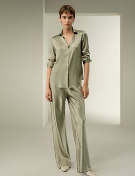 Camicia Seta Charmeuse L - Elegante e Senza Tempo per Ogni Occasione