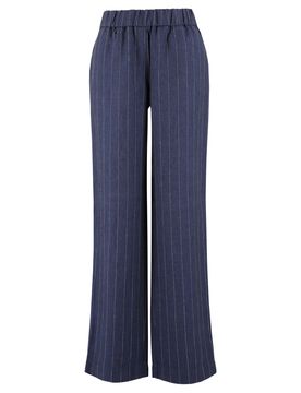 Pia Wide Chic female
