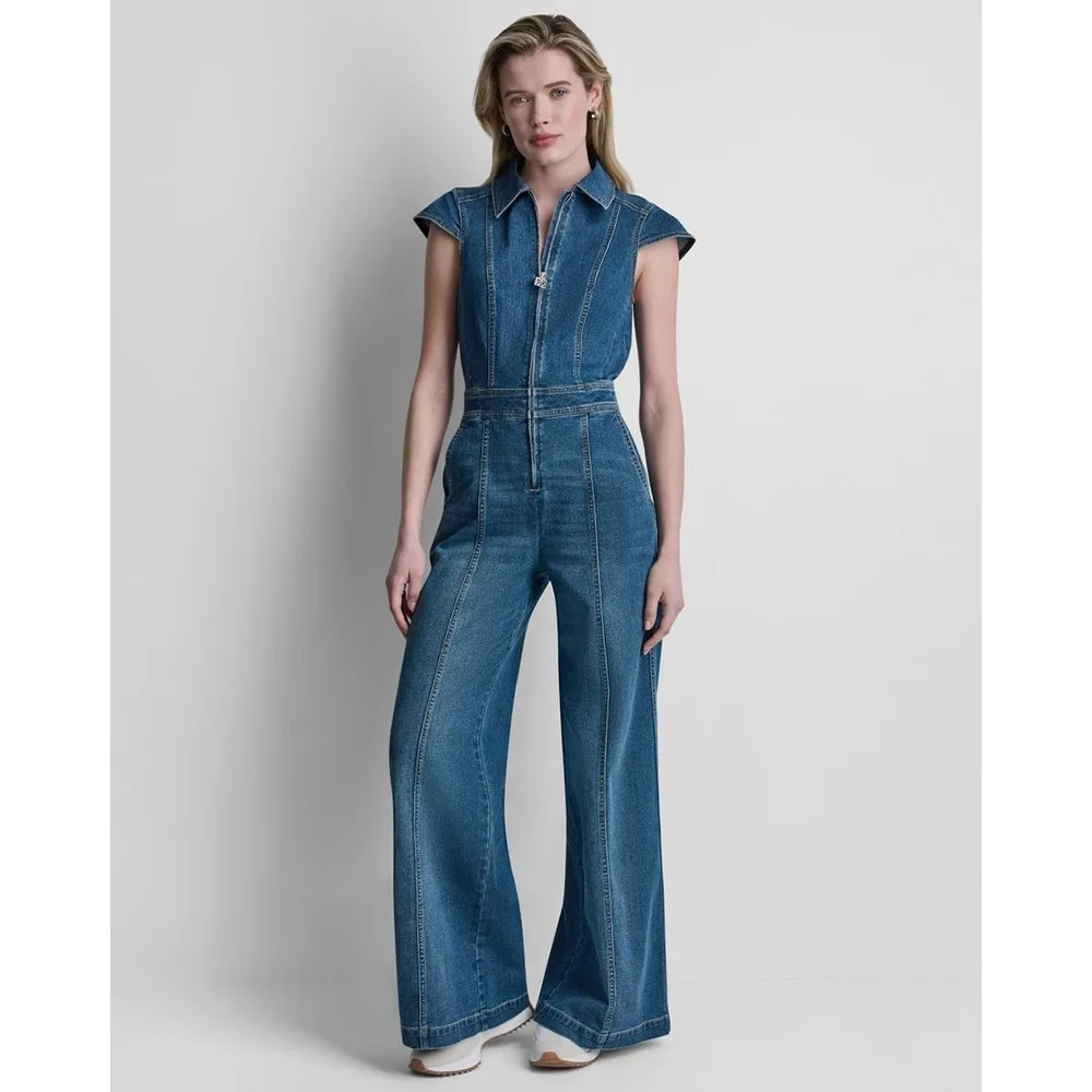 Mono largo vaquero de corte recto, manga corta y cierre de cremallera - DKNY Jeans - FashionsVida