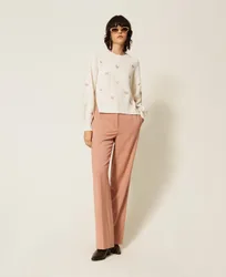 Pull côtelé en laine mélangée avec broderie florale