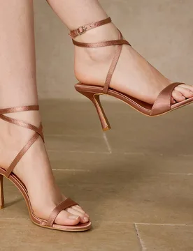 Sandalias de tacón alto con correa de tobillo, estilo minimalista para mujer, para el verano - Shein - FashionsVida
