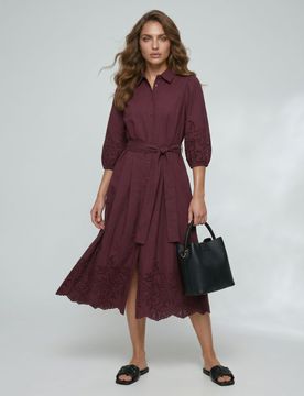 Abito midi in cotone con motivo ajour e cintura - maroon