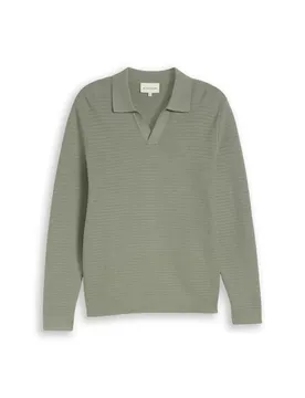 XL summer structured crew neck male