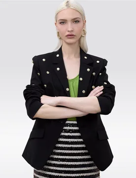 Blazer de mujer entalla con salpicado de tachas - Lola Casademunt - FashionsVida