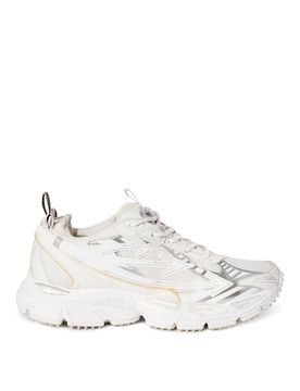 Le sneakers tornano subito