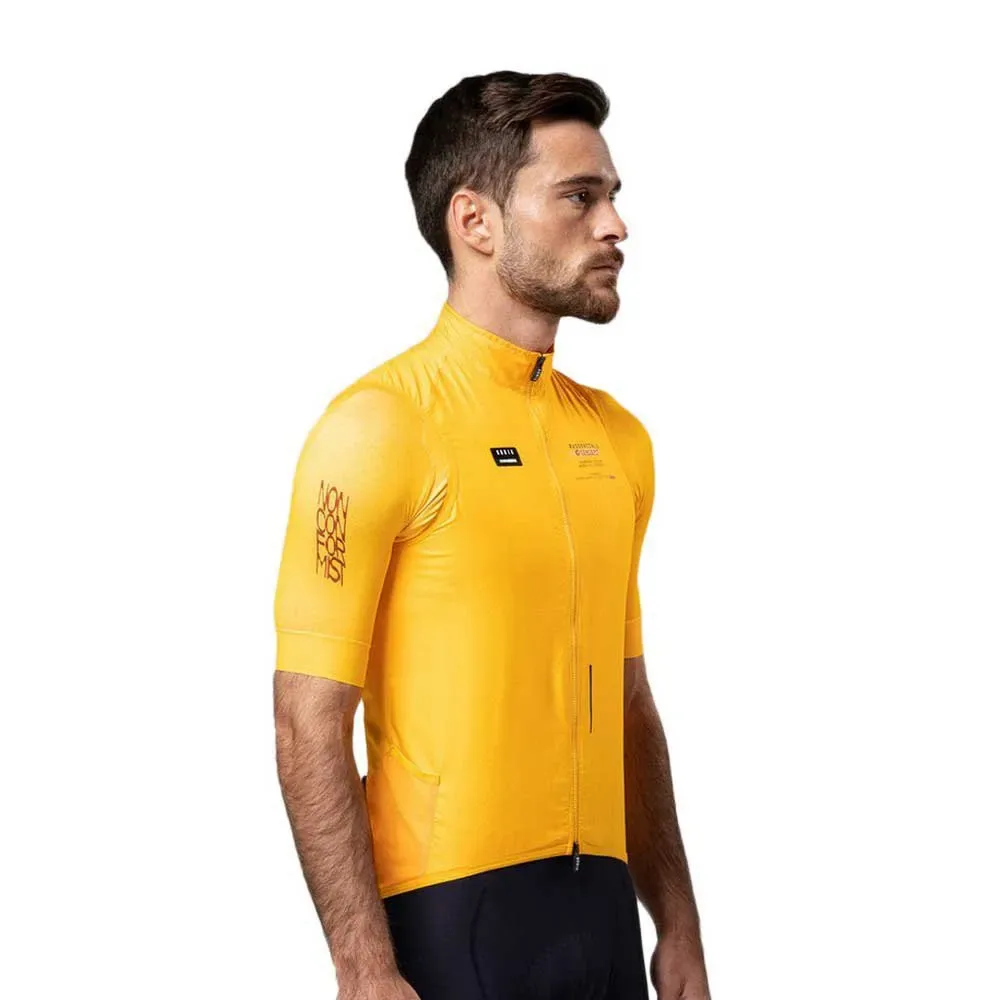 Gobik Gilet Plus 2.0 - Gobik - FashionsVida