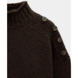 Jersey de mujer de punto con cuello alto y botones en hombros