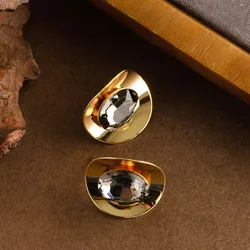 Fashionable, fresh and exquisite diamond-encrusted zircon geometric stud earrings niche light luxury commuter earrings