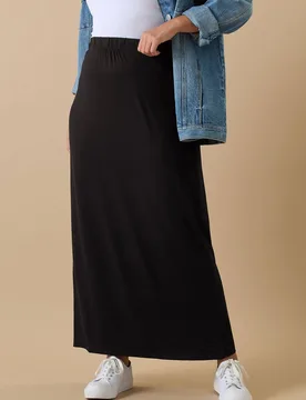 Women's Maxi Tube Skirt in Black Size: 30-32 - Black - Size: 30-32 - Yours - FashionsVida