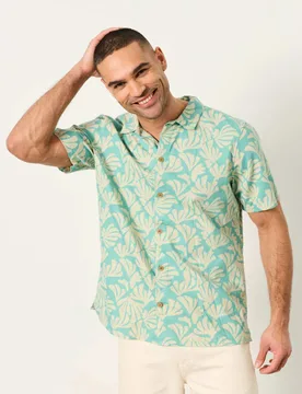 Pure Cotton Coral Print Short Sleeve Shirt Teal Mix male - Fatface - FashionsVida