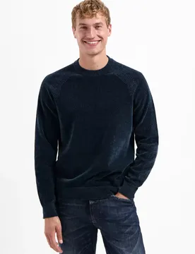Pullover Crewneck Light Weight Chen ale
