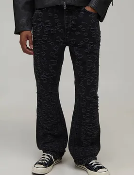 Herren Komplett Zerrissene Gestapelte Zwickel Schmal Geschnittene Ausgestellte Jeans Hosen Charcoal Größe 30R - boohooMAN - FashionsVida