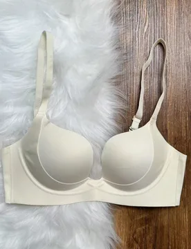 Brasier suave y cómodo con acolchado, escote en V profundo, para busto pequeño, que levanta y da soporte, con media copa y aros interiores, color bl - Shein - FashionsVida