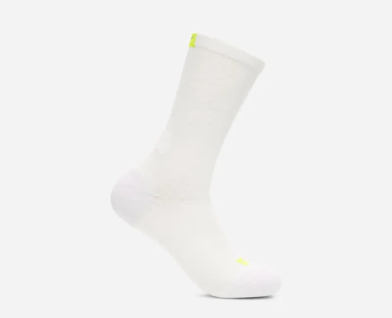 Clifton Crew Run Sock in White, Size Large - HOKA - FashionsVida