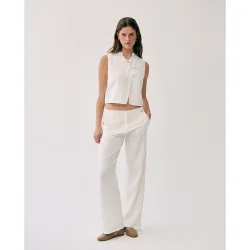 Pantalón recto de mujer con bordados