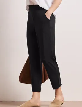 Mid Waist Slim Leg Hose im Loose Fit female Schwarz
